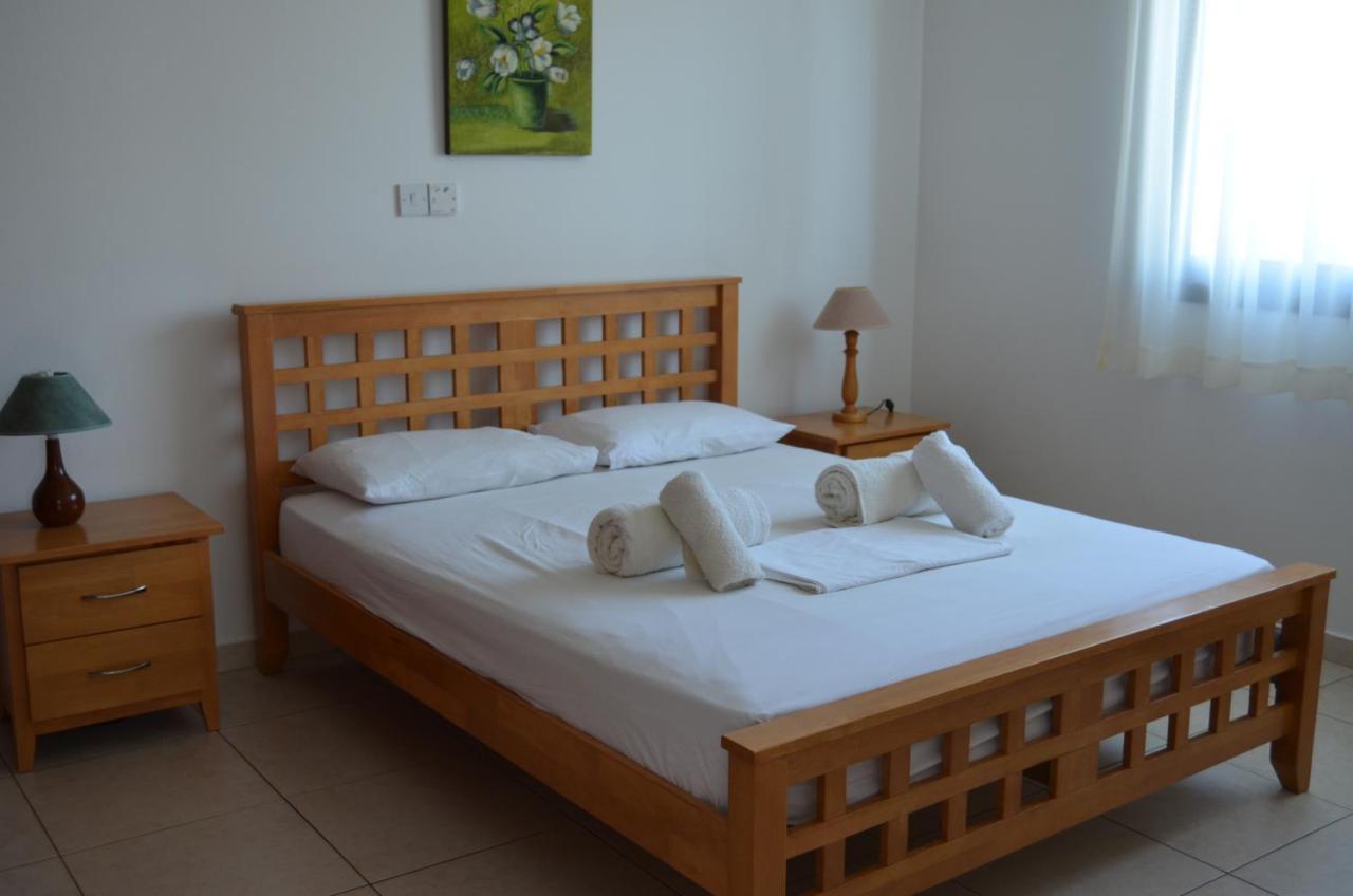 Faros Beach Apartment A102 Paphos Exterior foto